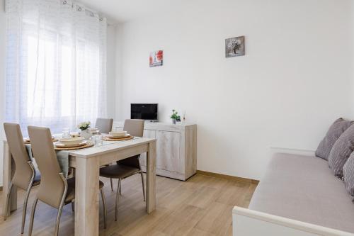  Atalaya Apartments in Ancona