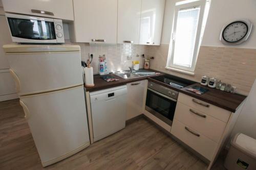 Two-Bedroom Apartment image 8