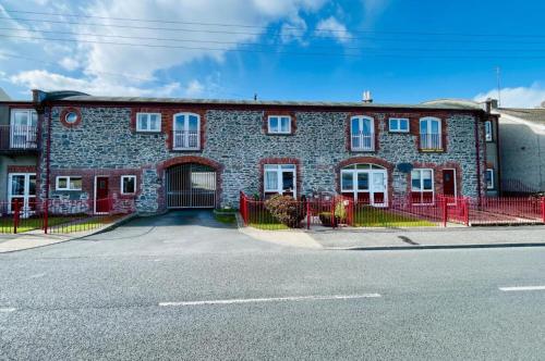 Lovely apartment overlooking the harbour and bay in Ardglass