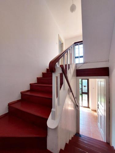 Hotelli välisilme, Selo Station in Crnice