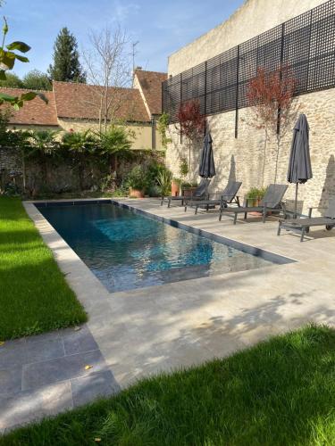 Удобства, LA THEBAUDERIE in Montfort-l'Amaury
