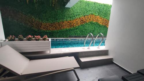 Double Room with Pool View