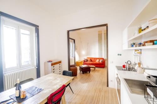 Vintage and Design in the Heart of Vibrant Pigneto, Roma (foto 3)