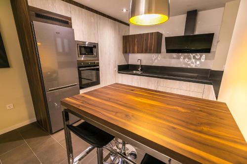 Pilar8 - Apartamento céntrico y moderno con piscina y parking, Jaén (foto 10)