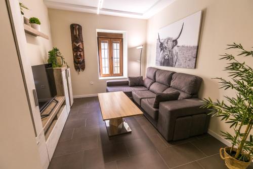 Pilar8 - Apartamento céntrico y moderno con piscina y parking, Jaén (foto 6)