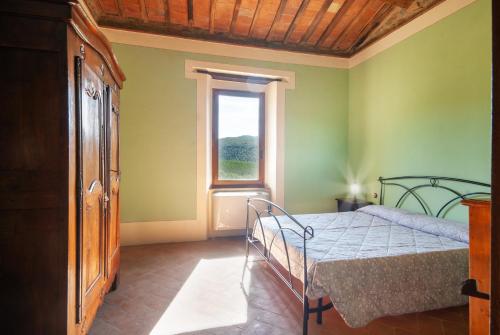 Agriturismo Pertimali - Tap to explore photos