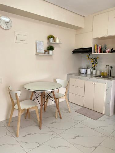 Avida Towers New Manila near Crame, Cubao and Greenhills in San Juan