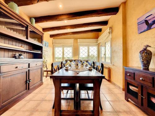 Casa Rural Hipica Mas Paguina in Els Griells