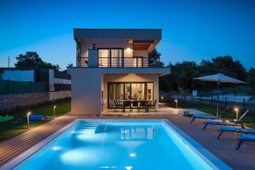 Luxury Villa Artsi with pool in Istria