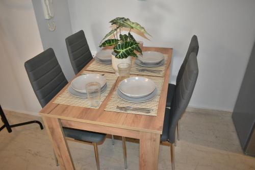 Be My Guest in Agioi Anargyroi