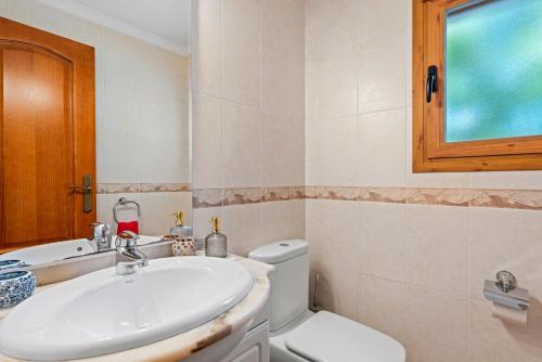 Deluxe Villa image 10