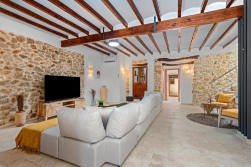 Villa Joan - Plusholidays - image 2