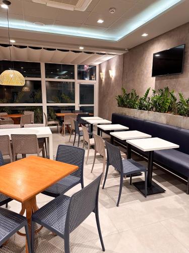 Restoran, Celi Connect Hotel Orla Aracaju in Aracaju