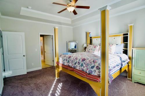 King bed/3 CAR Garage/Ranch Home in Lithia Springs, USA
