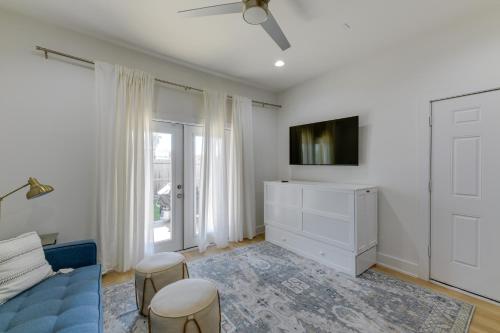 Beach House with Outdoor Shower and Rooftop Deck! - image 13