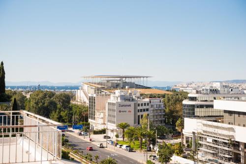 3C’s Athens South @Delta: SNFCC / Faliro Seaview Penthouse, Athens