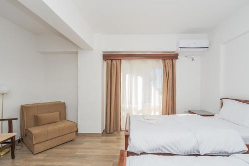 Hotel Pharos Room Type - Twin Room with Balcony