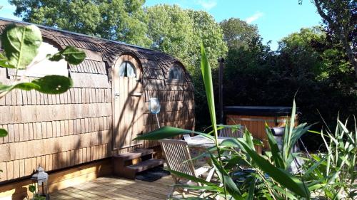 Cabane en bois avec bain nordique et sauna - Location saisonnière - Marigny