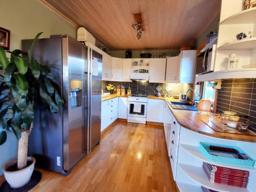 Cocina, Mikael's Bed & Spa in Sandefjord