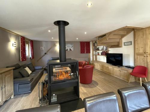 Chalet renove avec sauna, garage et Wi-Fi - Saint-Martin-de-Belleville - FR-1-452-69 in Saint-Marcel