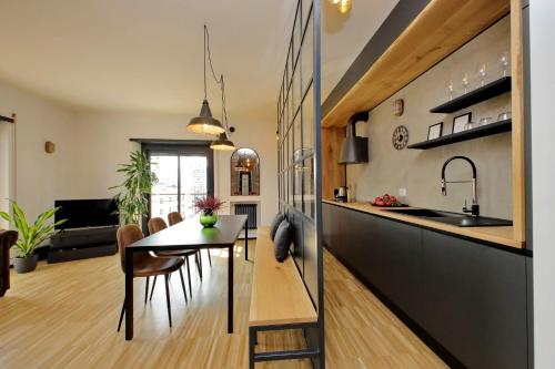 YCH-Trilocale stile Industriale, Roma (foto 2)