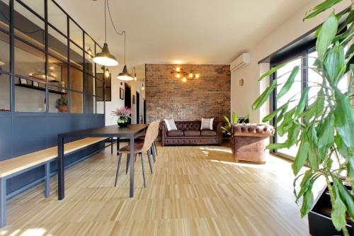 YCH-Trilocale stile Industriale, Roma (foto 5)