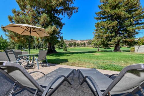 Relax in Comfort with Fairway Views at Silverado North Course
