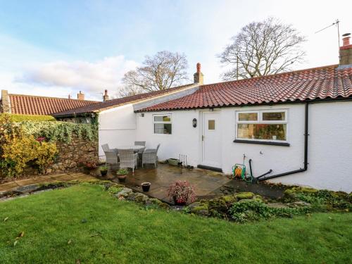 Exterior view, Appletree Cottage in Ovington