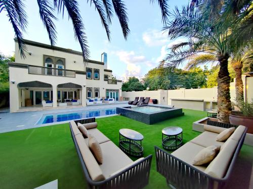 Royal private pool Lux 7-bedroom villa on Marina - image 3