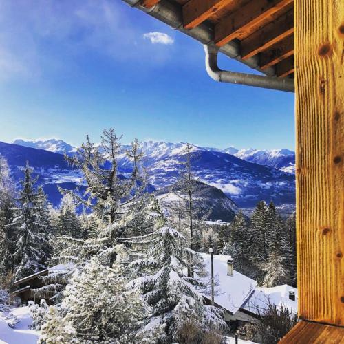 Crans-Montana Duplex Lodge in Crans-Montana, Schweiz