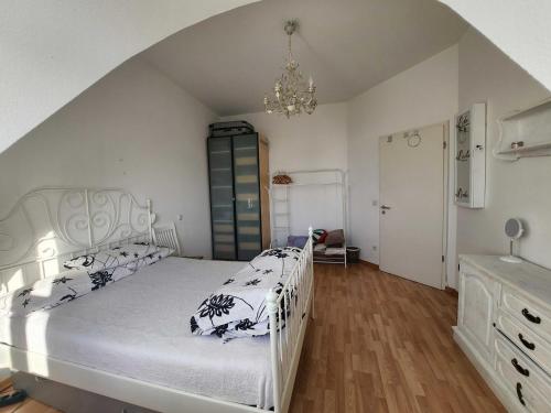One Private room available in a two room apartment in Tegel, Berlin, Berlin (zdjęcie 5)