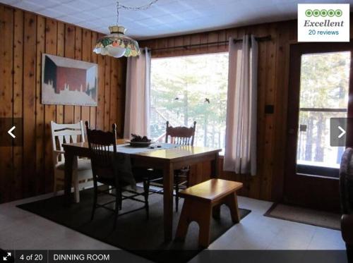 Peaceful lakeside cottage great for a staycation. in 德懷特 (ON)