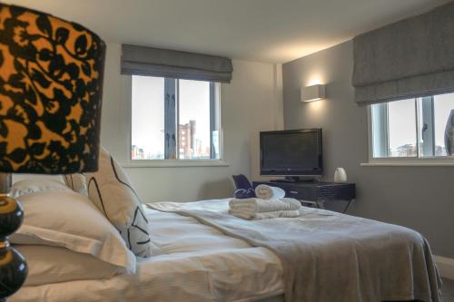 Merchants Place Apartment - image 8