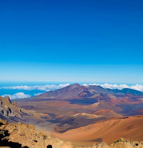 Explore Maui's diverse campgrounds and uncover the island's beauty from fresh perspectives every day as you journey with Aloha Glamp's great jeep equipped with a rooftop tent