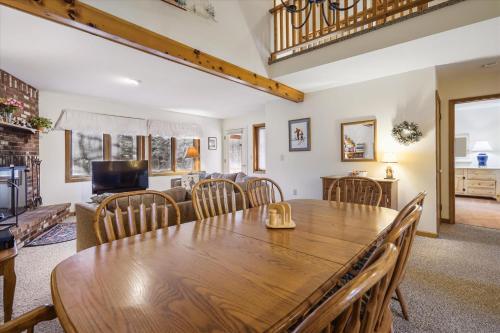 Glazebrook Townhouse Unit J5 - image 6