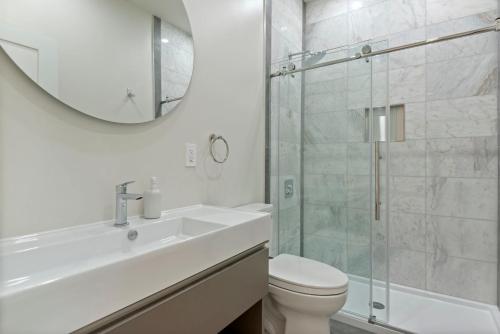 2bd 2ba apartment in townhouse in Washington, USA
