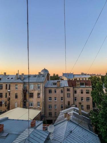 Spacious and bright center apartment with cityview, Rīga (photo 5)