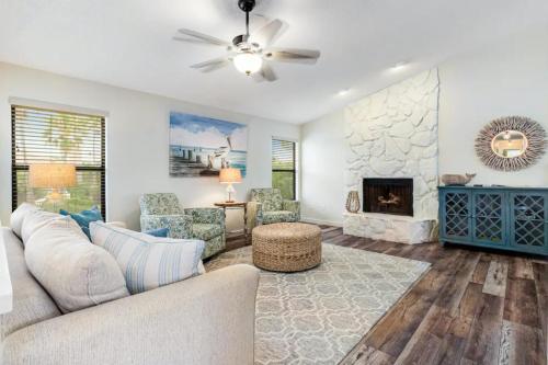 Mermaid Manor - Anna Maria, FL in Anna Maria, USA