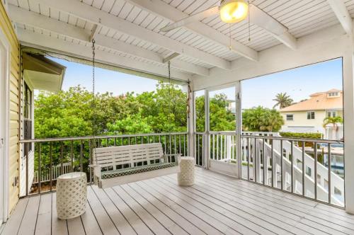 Mermaid Manor - Anna Maria, FL in Anna Maria, USA