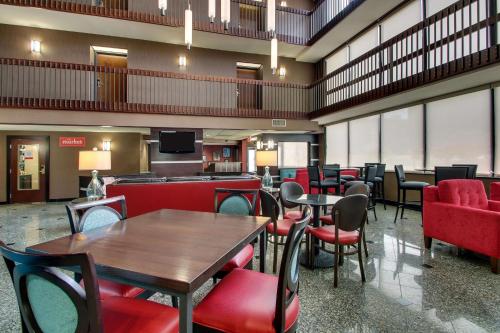 Drury Inn & Suites Houston Galleria in Houston, USA