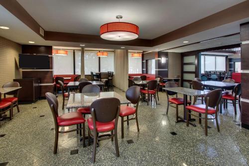 Drury Inn & Suites Houston Sugar Land