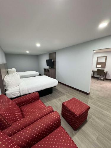 SureStay Hotel by Best Western Childress - image 3