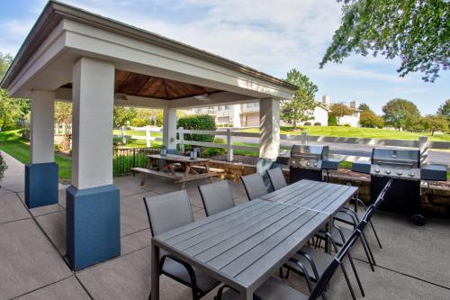 บริการและสิ่งอำนวยความสะดวก, Candlewood Suites Kenosha – Pleasant Prairie by IHG in เคโนชา (WI)