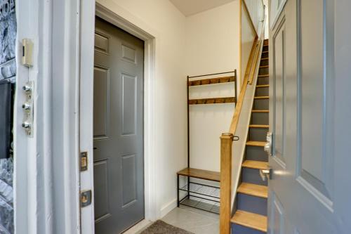 Modern Hastings-On-Hudson Home Near River! in Dobbs Ferry