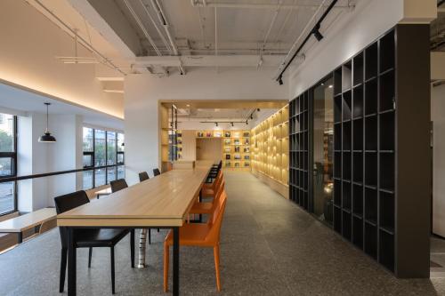 Cơ sở vật chất, Hangzhou Desti Youth Hostel West Lake-24H Reception& English Service& Cafe& Bar& Luggage Storage& La in Hàng Châu