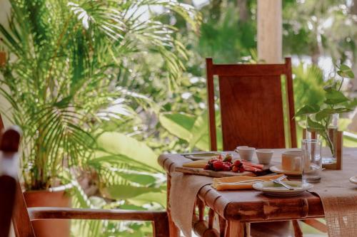 Food and beverages, La Poza Boutique Hotel and Spa - Adults 15 plus in Todos Santos