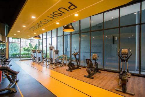 Neu Suite Ampang LRT Jelatek Gleneagles Hospital - image 2