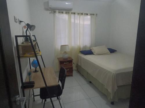 MADDY Free Wi-Fi, AC in ea Bedrooms, Private Community!