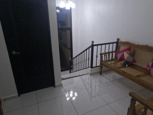 MADDY Free Wi-Fi, AC in ea Bedrooms, Private Community!