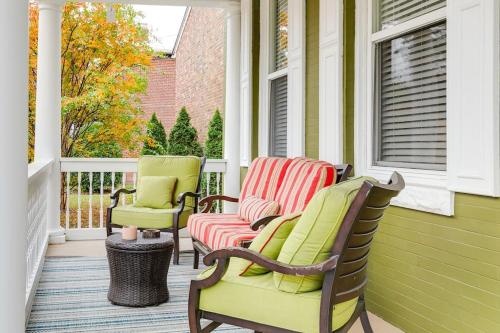 Grand Carytown 5BR FAN HOME fully fenced